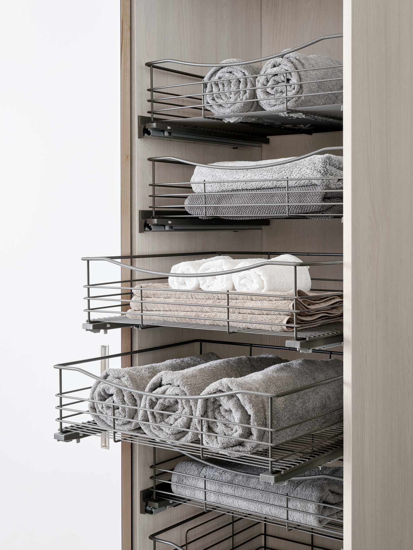 Hidastinkori LM 764 antrasiitti 537x440x140mm